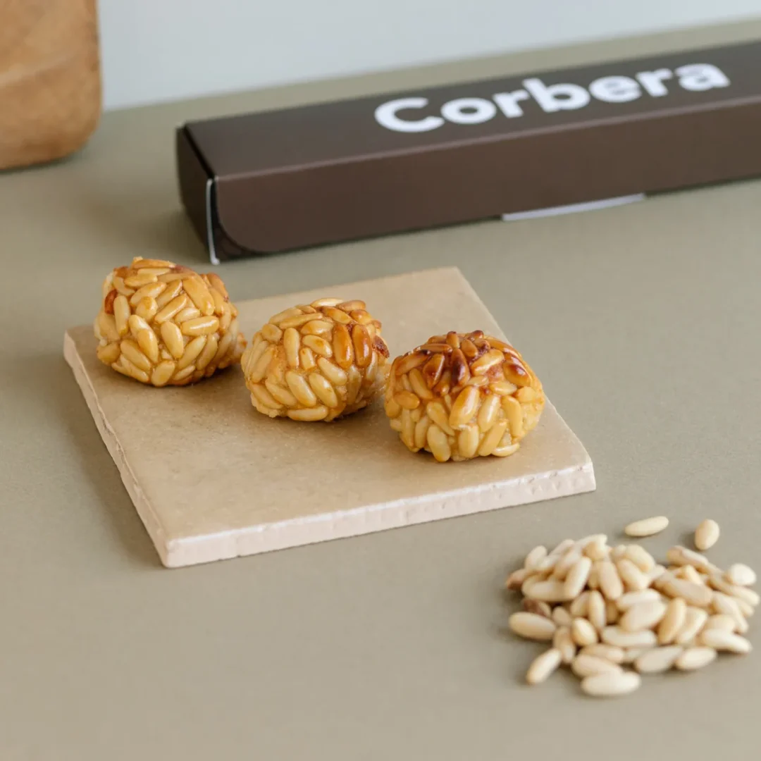 panellets de piñones elaborados artesanalmente