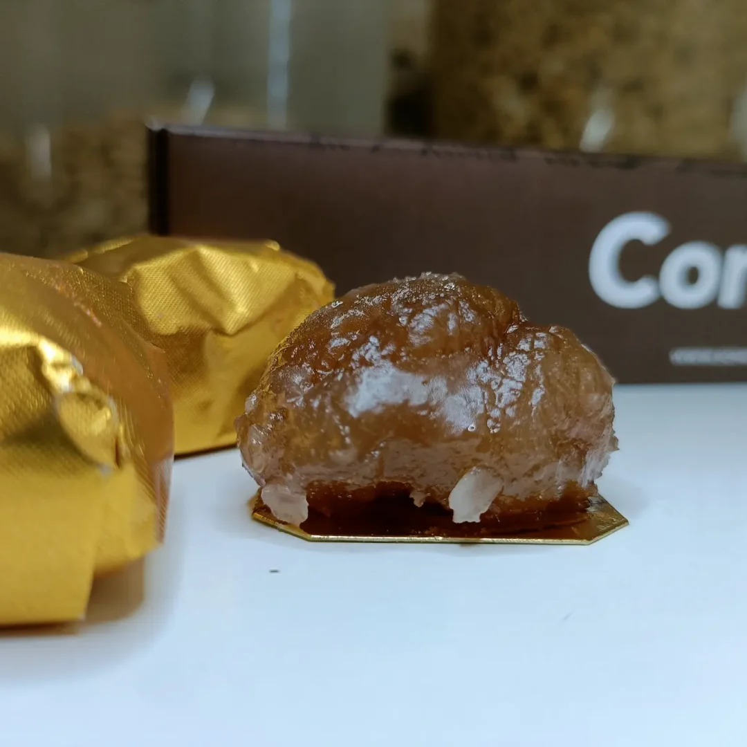 Alternative view of Marrón Glasé