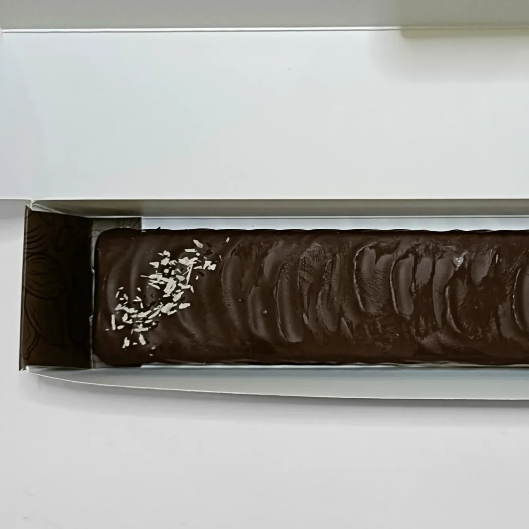 Alternative view of Turrón de Coco y Chocolate